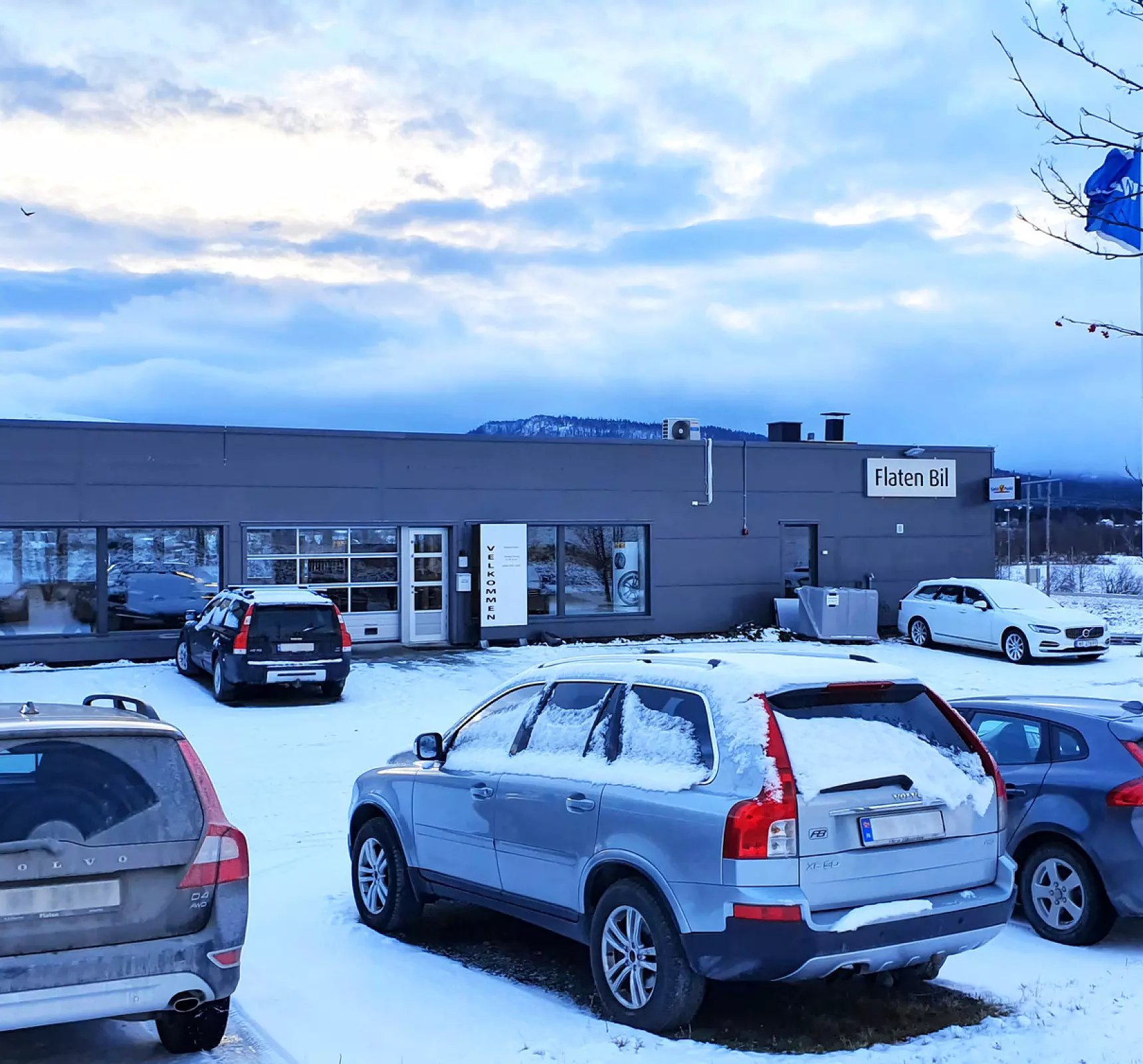 Fasaden til bilverkstedet Flaten Bil